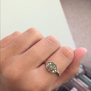 Gold ring with sparkles